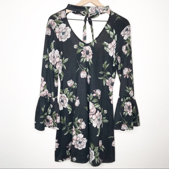 American Rag Dresses & Skirts - American Rag Black Floral V Neck Tie Collar Dress